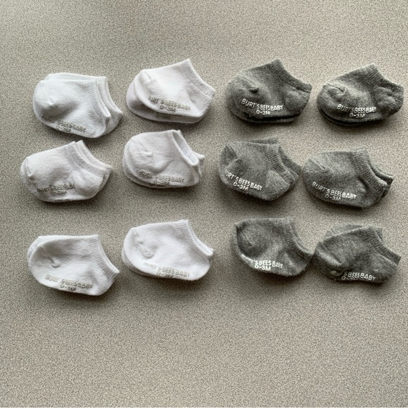 Burt's Bees Baby White and Gray Socks 12 Pairs 0-3 Mos - Picture 2 of 12